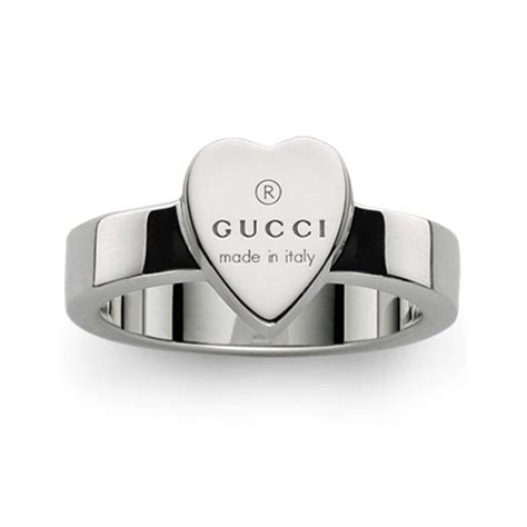 gold heart gucci ring